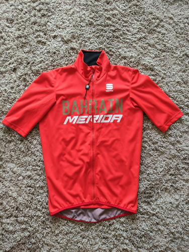 Bahrain Merida Team Fiandre Light Short Sleeve Jacket , Sportful Size: L NEW! - Picture 4 of 18