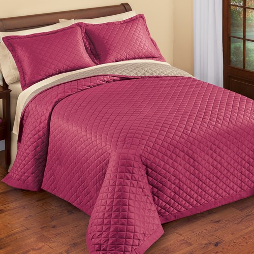 Classic Elegant Reversible 3-Piece Bedspread Set - Picture 2 of 12