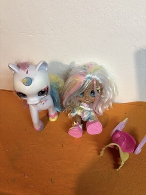 Kindi Kids Spielset Puppe mit Einhorn Spielzeug Mädchen Geschenk