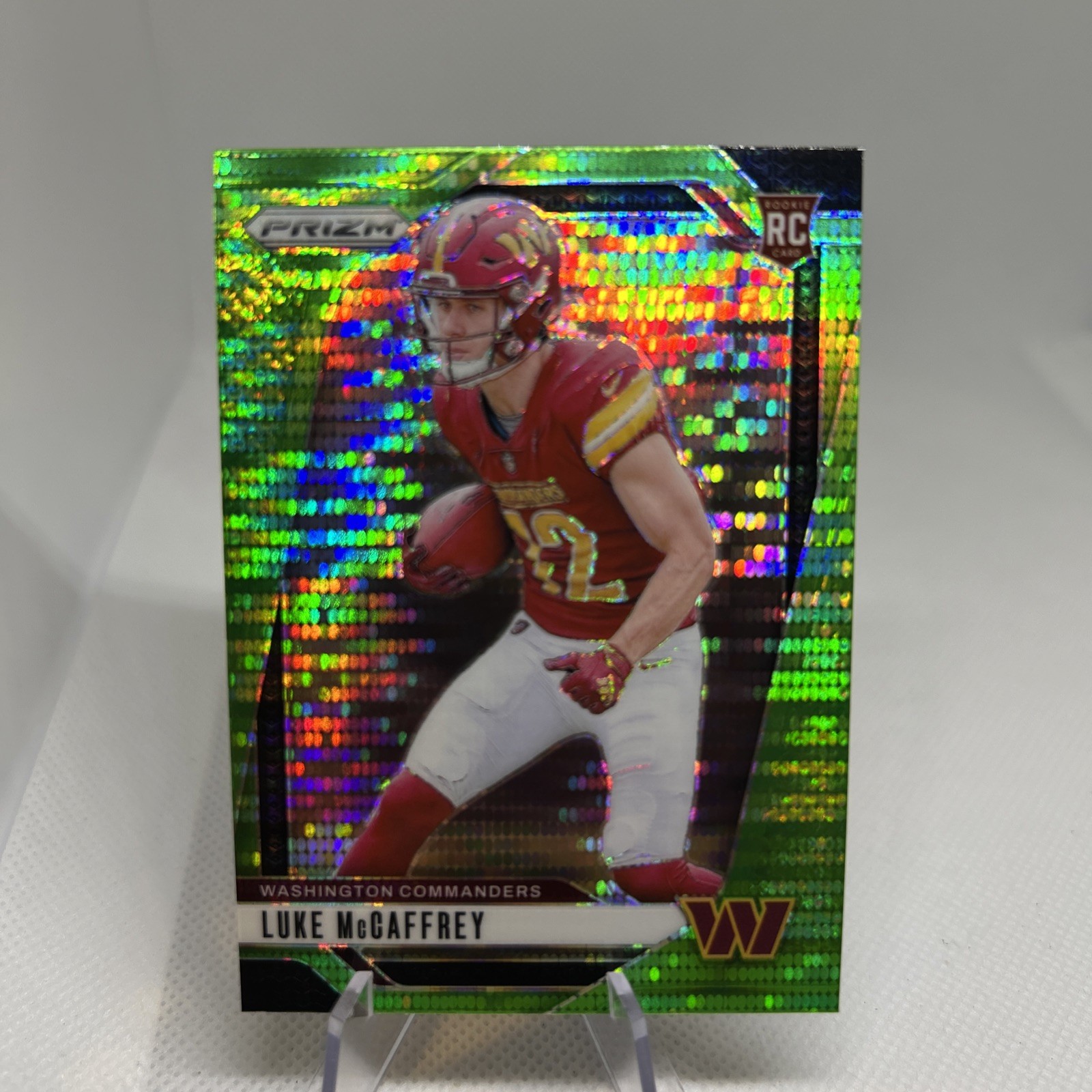 2024 Panini Prizm -Rookies Luke McCaffrey #367 Neon Green Pulsar Prizm (RC) B342