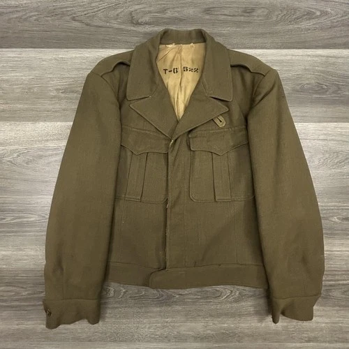 Vintage WWII Military Jacket Mens Large Green Ike Army Wool Field Uniform 40s