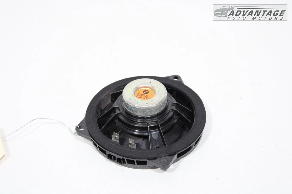 BMW 330E F30 2016-2018 panel de puerta trasera izquierda audio sonido altavoz OEM Foto 3 de 4