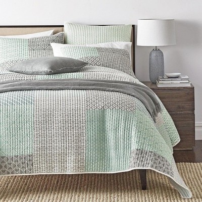 DaDa Bedding Contemporary Mint Green Grey Geometric Cotton Quilted Bedspread Set