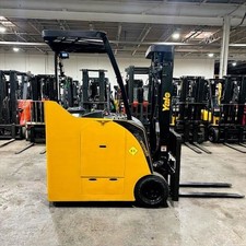 2019 Yale ESC040AD 4000lb Used Forklift Triple Mast Sideshift 2112 Hours