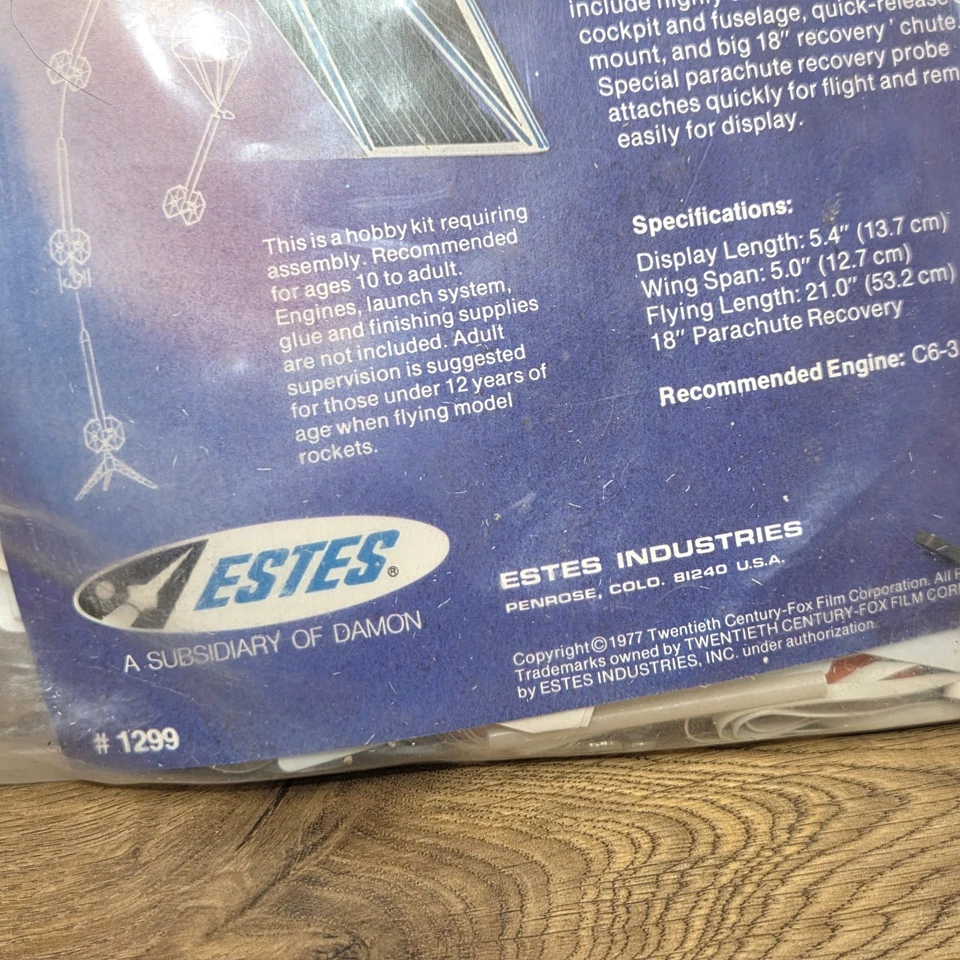 1977 Estes Imperial TIE Fighter Skill Level 3 Flying Model Rocket Kit Star Wars - Image 2 of 4