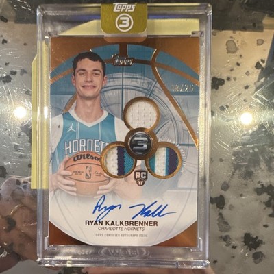 2025-26 Topps 3 Rookie Ryan Kalkbrenner Patch Auto Charlotte Hornets /25 RPV-RK