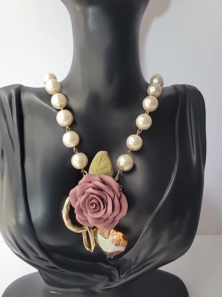Collar Vintage Cuentas Flor Blanca Cristal Cadena Joyería Disfraz Foto 2 de 4