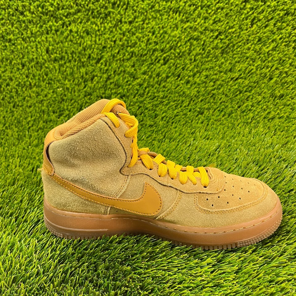 Nike Air Force 1 высоты LV8 3 GS коричневый желтовато-коричневый мальчиков размер 6Y прогулочная обувь кроссовки - Изображение 4 из 4