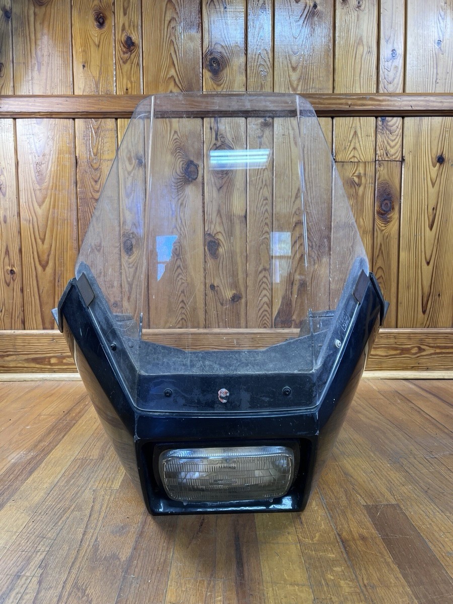 ウィンディ Yamaha XZ550 'Vision' 550cc V-twin! - YouTube