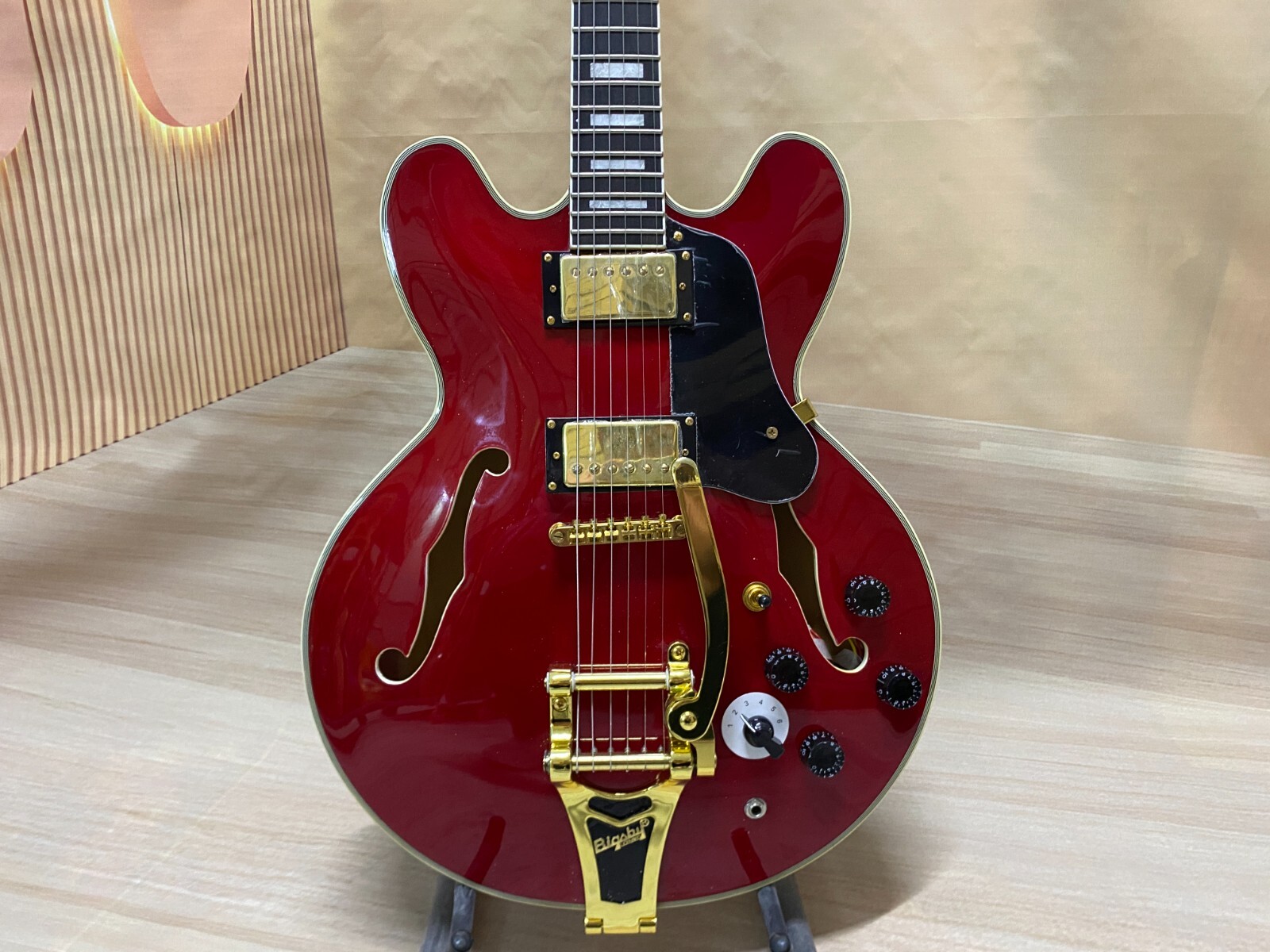 Semi-hollow ES335 jazz electric guitar with maple body and gold hardware fast US shipping