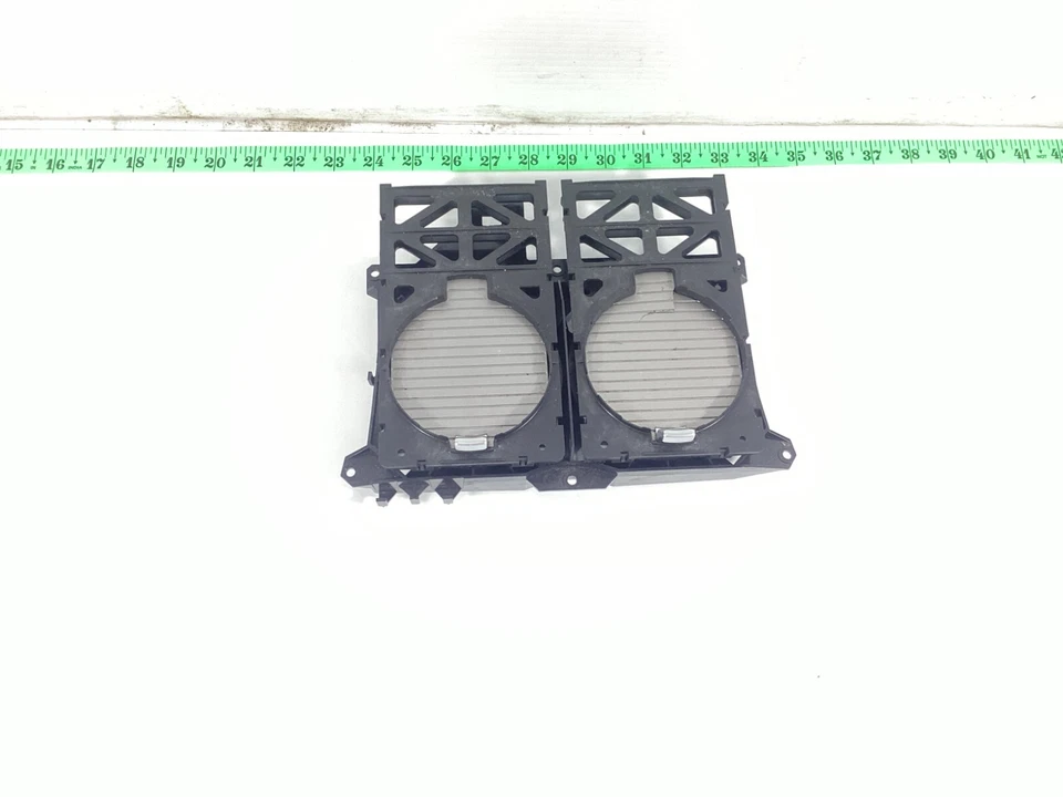 BMW 750i E65 2006-2008 portavasos de tablero central delantero 8223413; 7152117 OEM. Foto 2 de 4