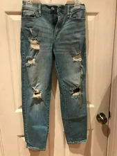 Signature by Levi Strauss & Co. Gold Label Juniors Mom Jeans
