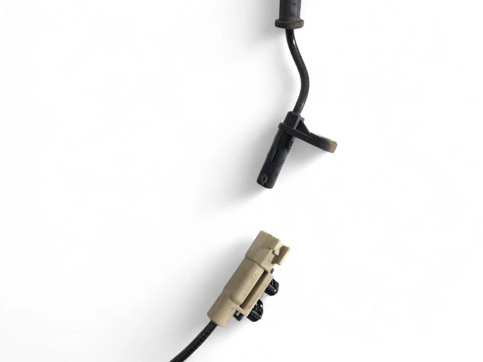 Dodge Challenger R/T 2017 sensor de velocidad de rueda ABS trasero izquierdo 04779643Ad 865 #A88 Foto 3 de 4