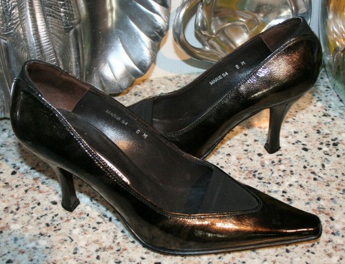 DONALD J PLINER MARIE SIZE 8 M SPAIN 