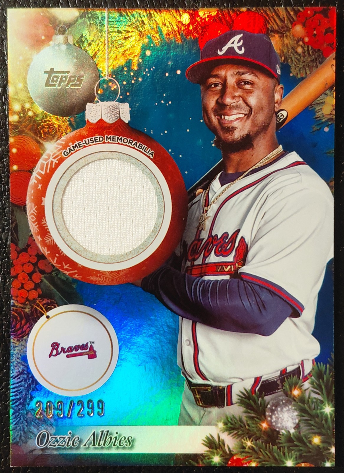 2025 Topps Holiday Relic Ozzie Albies Patch #PR-OA Blue /299