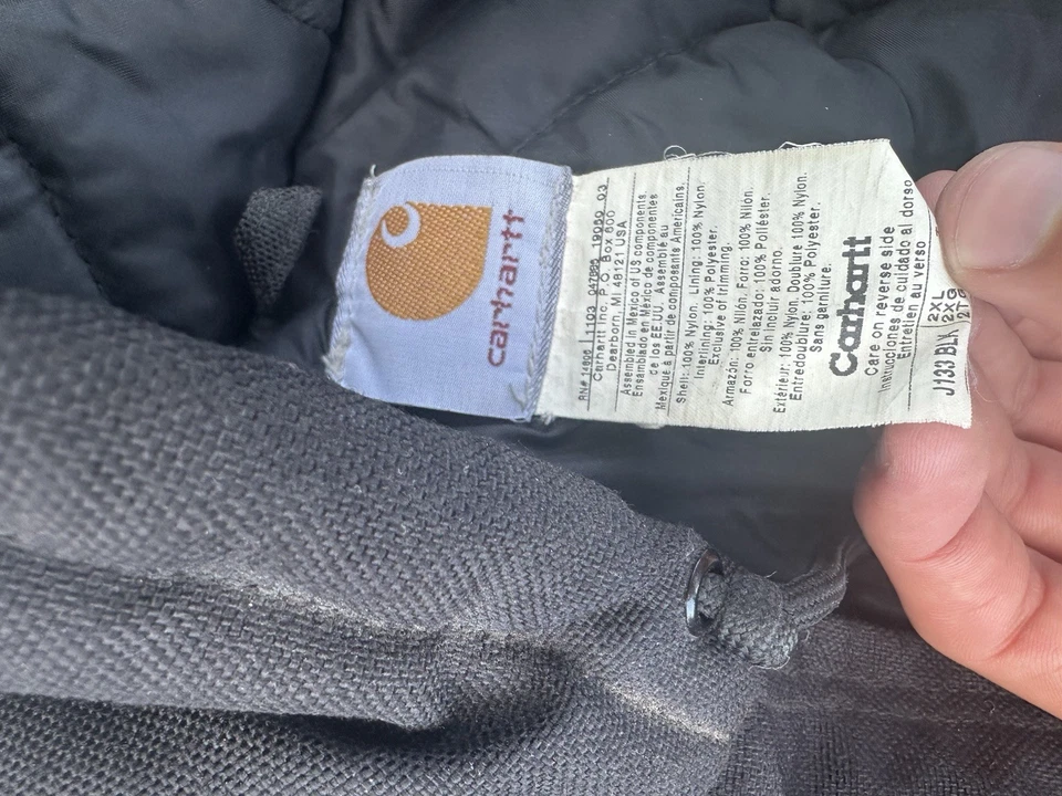 Chaqueta con Capucha Carhartt Para Hombre Negra J133 Negra Forrada Térmica Talla 2XL Cremallera Completa Foto 3 de 3