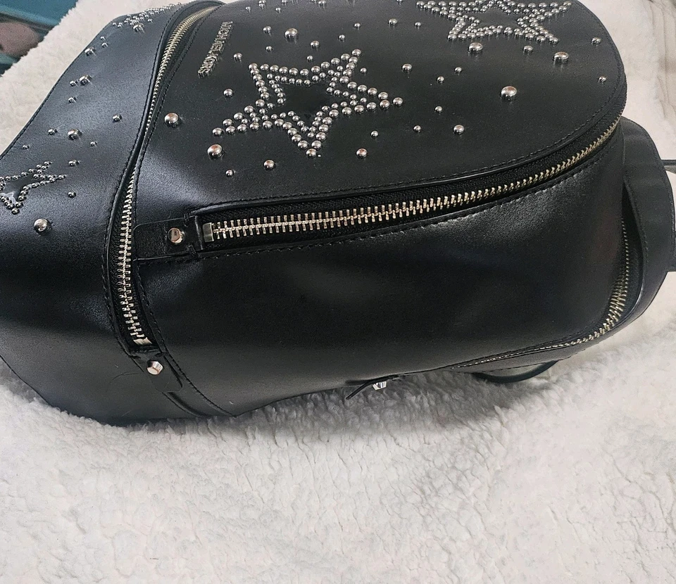 Mini Mochila Bolso Michael Kors Cuero Negro Estrella Hea Tachonado Foto 3 de 4