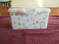 Huggies Empty Wipe Container Pop Top Leaves And Circle Design Refillable