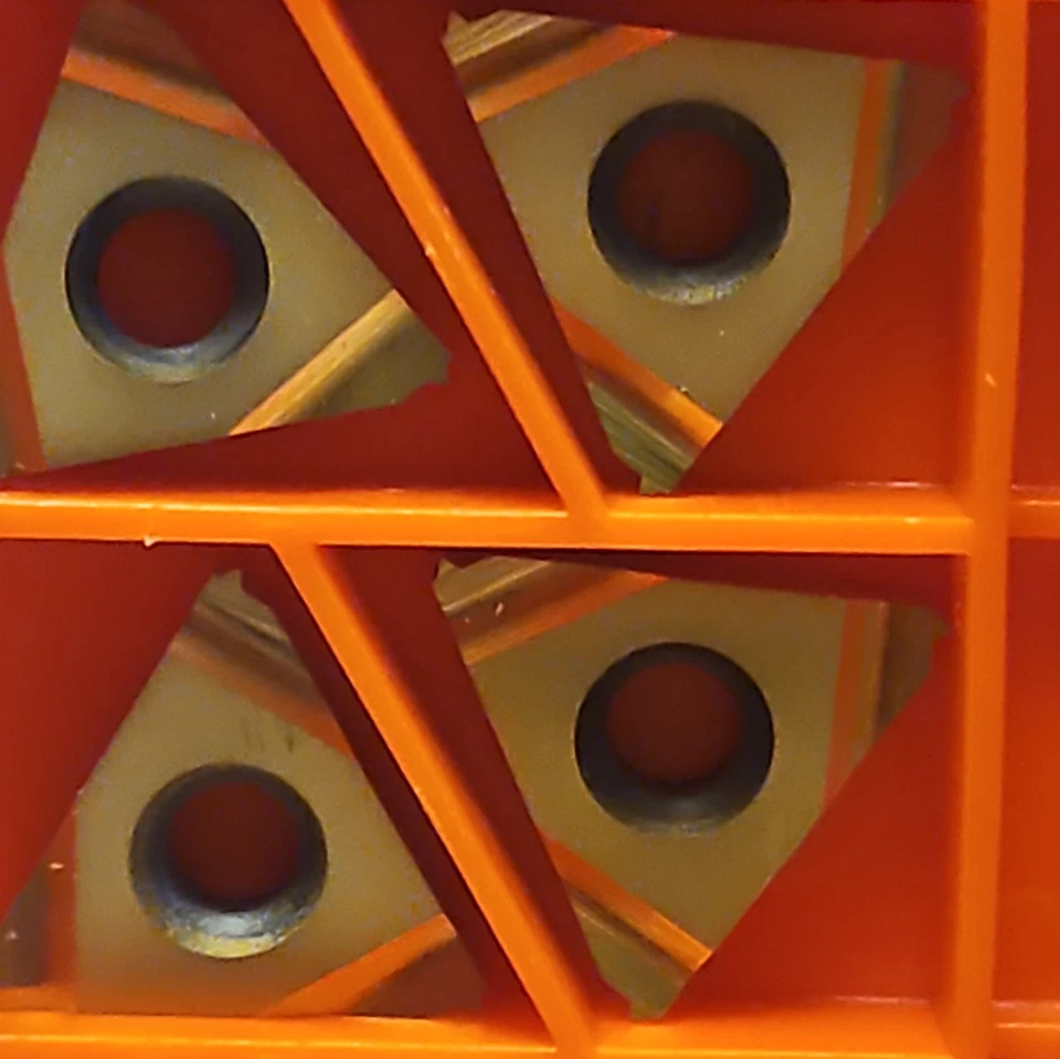 CARMEX  Laydown Threading Insert: 16ER0.8ISO MXC 6 NEW Carbide INSERTS LOT 791 - Image 4 of 4