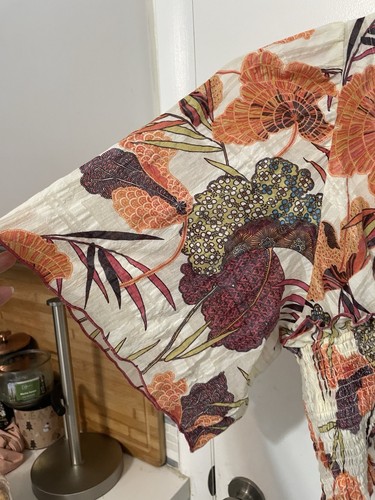 Anthropologie Plunging V-Neck Smocked Kimono Blouse In Orange Floral Motif XXS - Picture 4 of 9