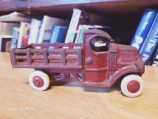 NICE VINTAGE RED 1920'S  A.C. WILLIAMS CAST IRON MACK  STAKE TRUCK