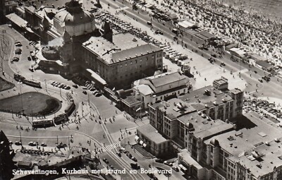 POSTCARD SCHEVENINGEN NETHERLANDS KURHAUS MET STRAND EN BOULEVARD TRAVEL. 1959