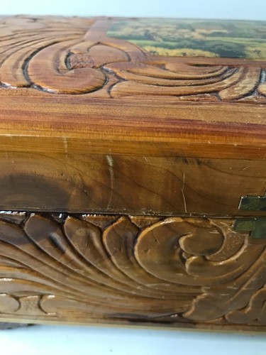 Vtg Carved Wood Jewelry Box, Country Scene, Inside Mirror & Hinged Lid - Picture 10 of 11