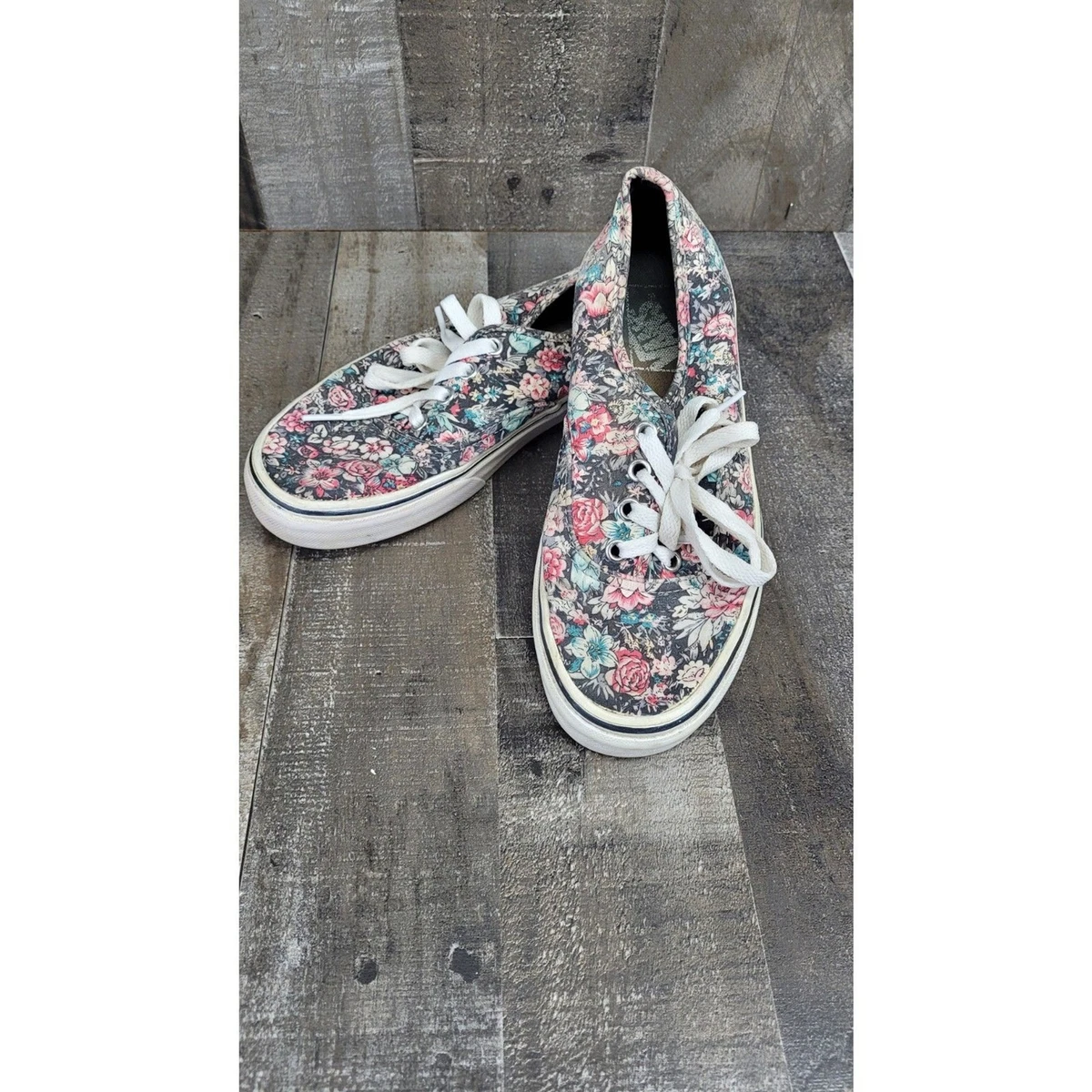 Ladies top vans authentic