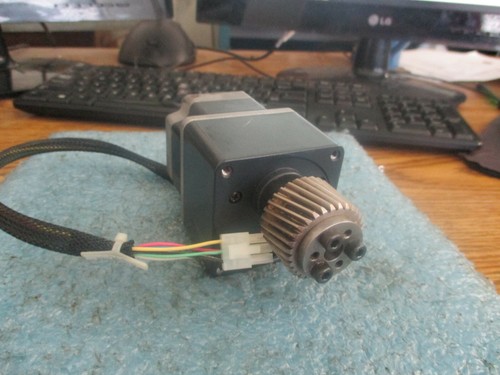 Vexta Model: PK264A2-SG36 Stepping Motor. 2-Phase, 0.05° Step./DEG. - Picture 2 of 2