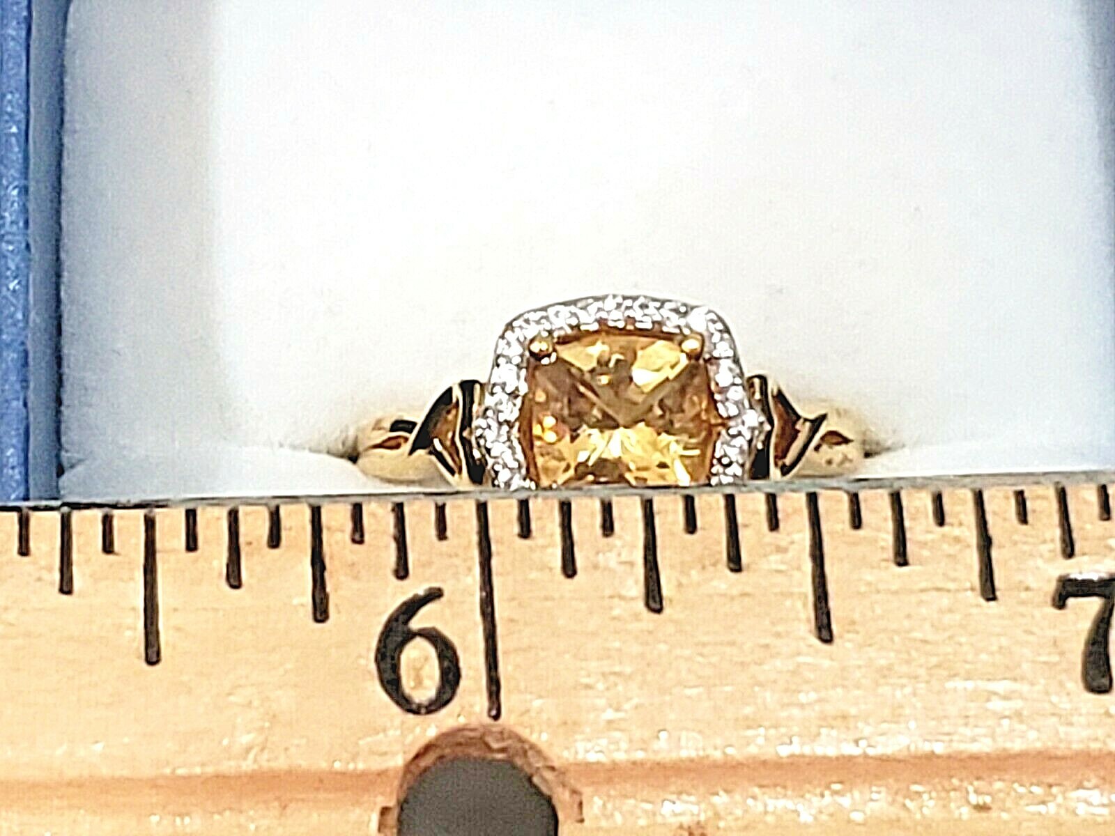 Picture 3 of 6