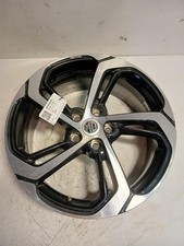 MG HS 10949788 (*)