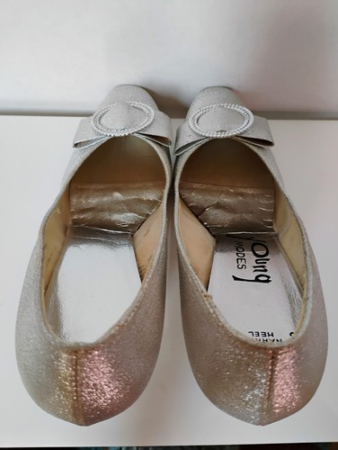 VTG 60's Jackie O CHIC "Young Modes" Silver with Large Bow Slip-on Pumps 8.5-M - Picture 15 of 20