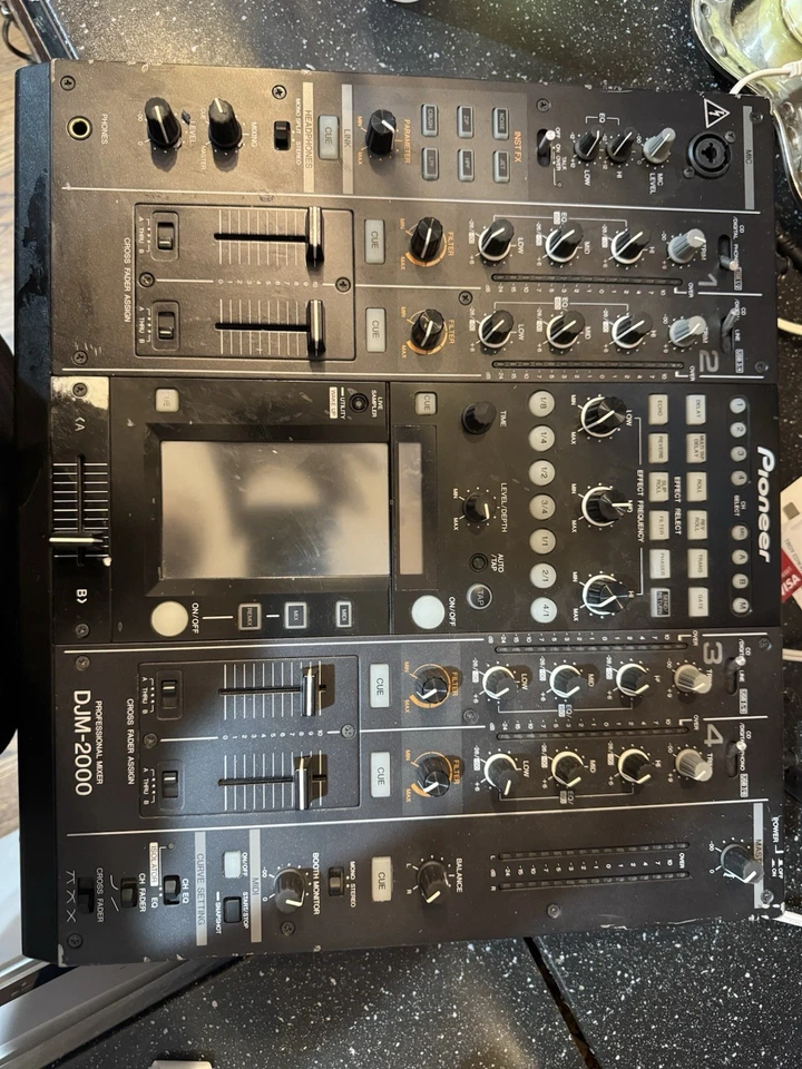 Pioneer DJM 2000 Nexus Mixer - Image 3 of 3