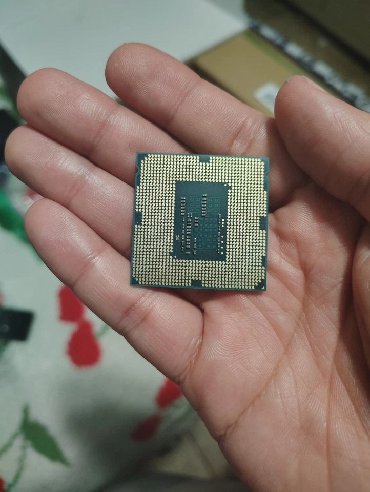 Intel CPU - Image 2 of 2