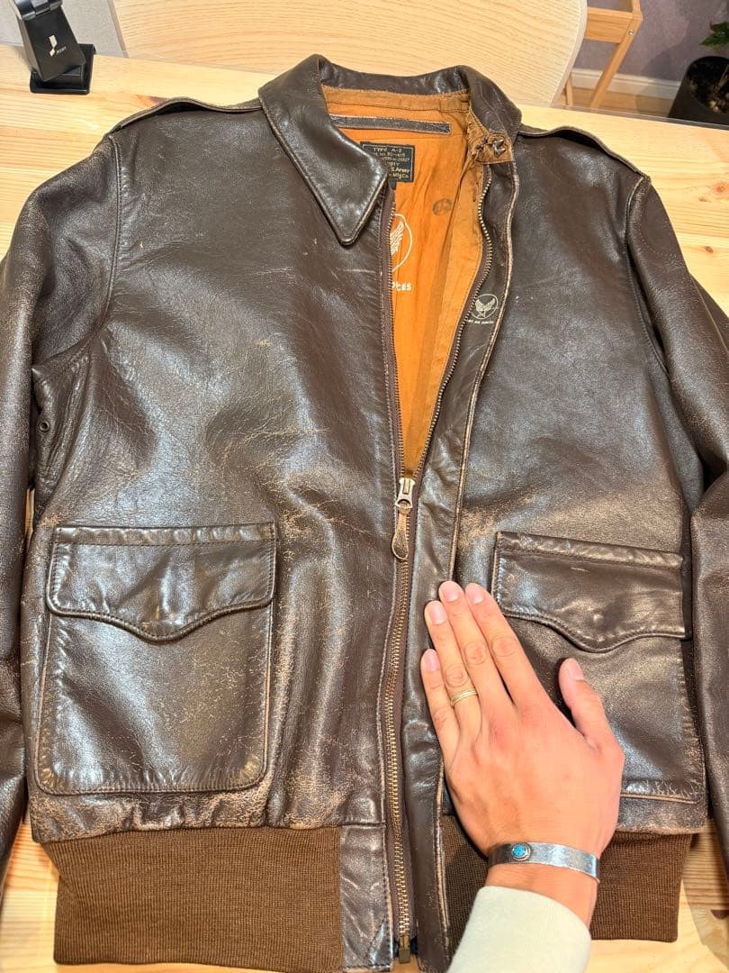 Buzz Ricksons A2 Horsehide Flight Jacket Good Use… - image 3