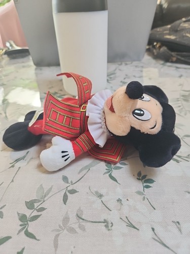 Pre-Owned Walt Disney World ENGLISH MICKEY Bean Bag Plush Toy, 8" - Picture 9 of 10