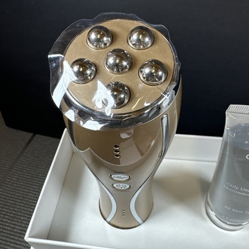 NUMIERE PLUS Microcurrent And LED Wrinkle Reducing Device With Gel - Open Box - Picture 2 of 19