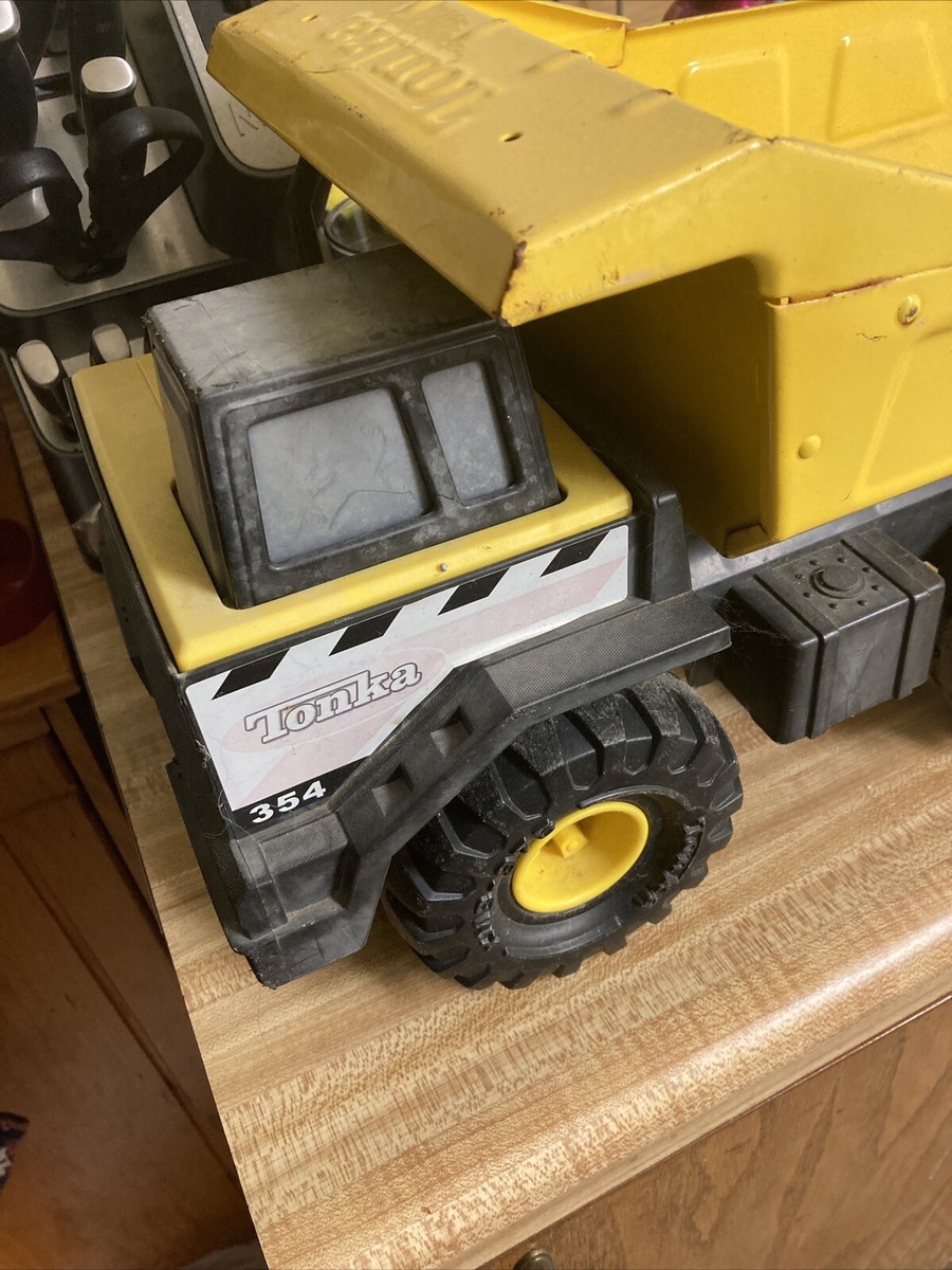 Vintage Tonka Toy Mighty Dump Truck 354 Metal Dump Bed Yellow And