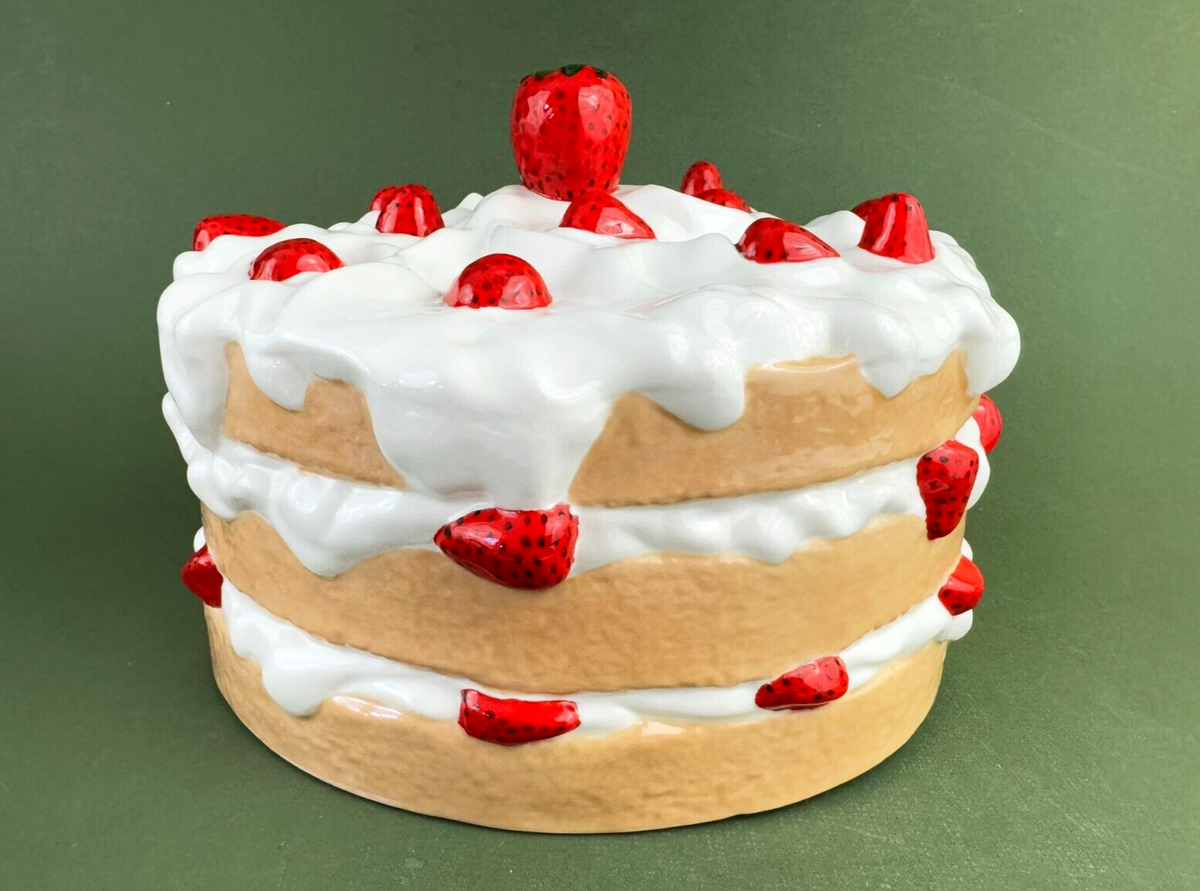 Vintage Strawberry Shortcake Ceramic Cake Dome Cover ONLY