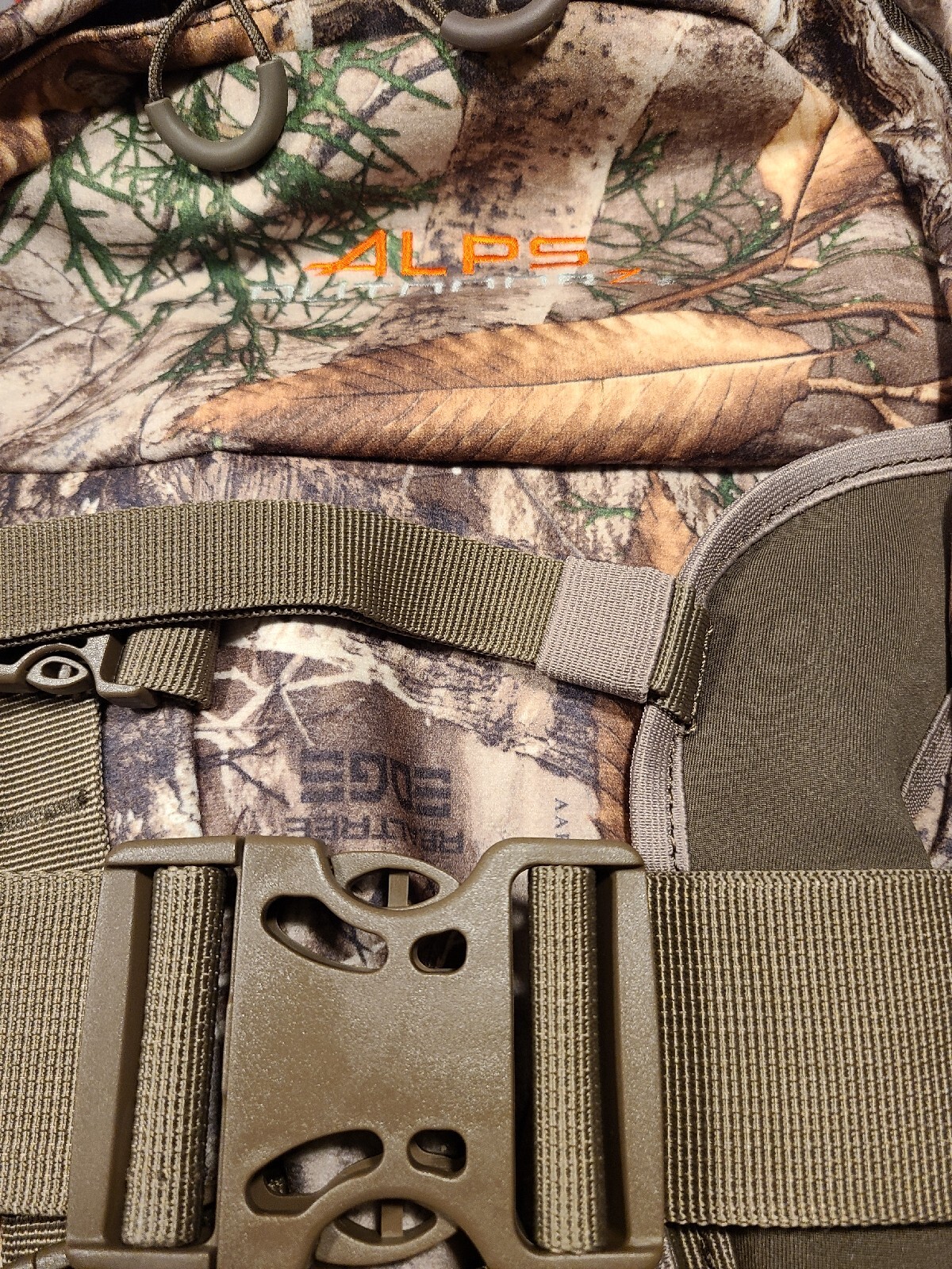 Alps OutdoorZ Falcon Hunting Backpack Realtree Edge Camo (9412100) eBay