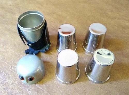 Mid-Century coole Barware Frankreich Metalleule mit Leder Outfit Schnappkoffer Halter - Bild 5 von 12