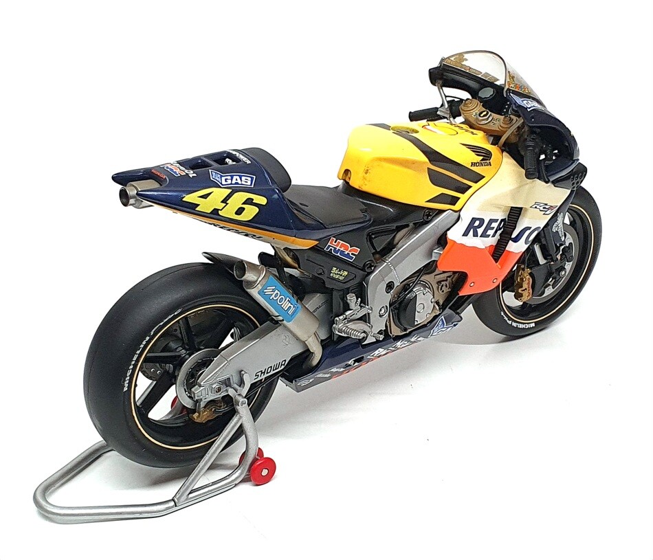 レオパードフラワーブラック ミニチャンプスMotoGP2002 Honda RC211V