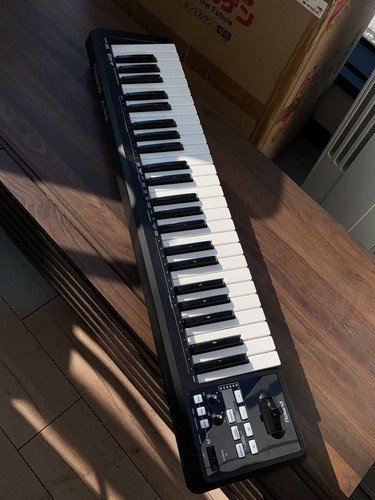 Roland A-49 BK 49-Key MIDI Keyboard Controller Black Music Instruments - Picture 5 of 5