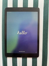 APPLE iPad 7th GEN 128GB A2200 MW702LL/A Wi-Fi 4G 10.2" NICE USED
