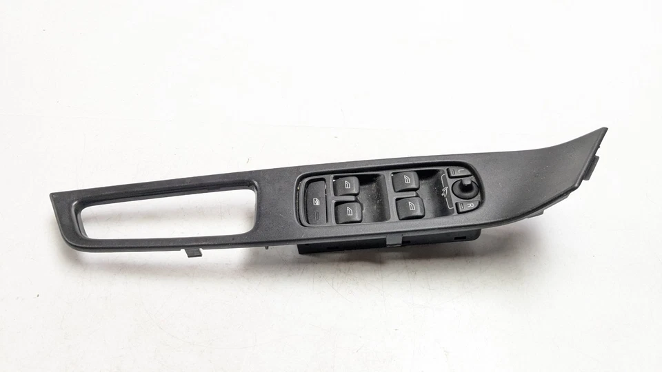 VOLVO XC60 MK1 WINDOW SWITCH PANEL & TRIM FRONT RIGHT DRIVER SIDE 31334346 2011 - Image 3 of 4