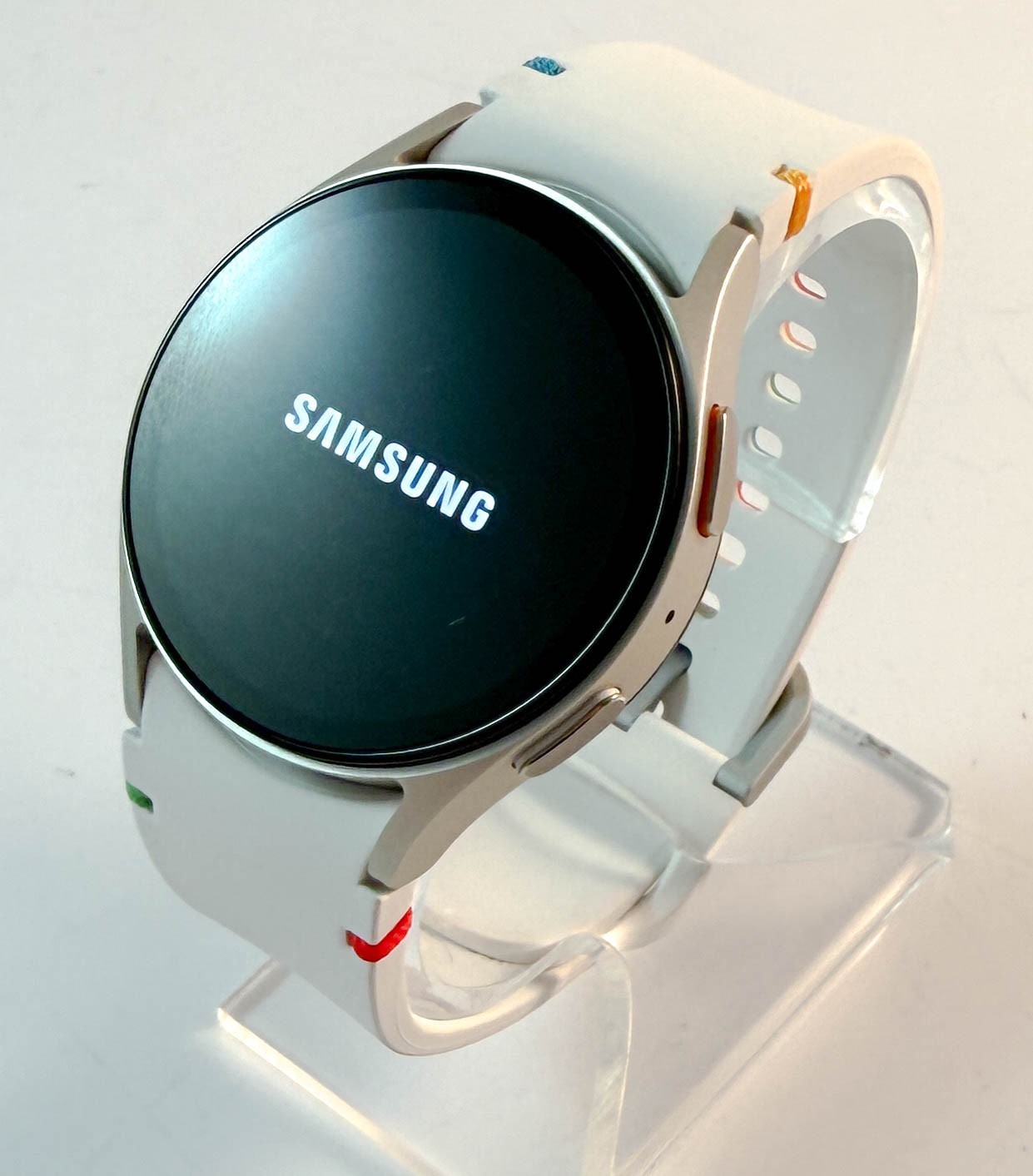 Samsung Galaxy Watch 7 SM-L300 | 40mm | GPS | Bluetooth - Multi Color SmartWatch