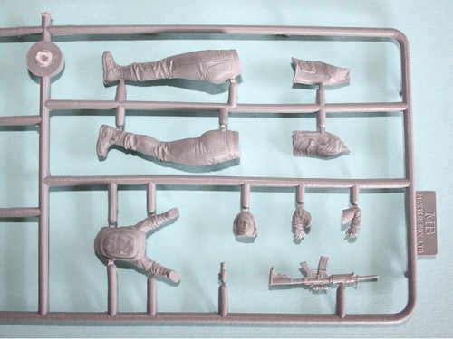 Figura 1:24 Nadezhda (Esperanza) Pоst-apocalíptico El Último Puente №5 CAJA MAESTRA 24077 - Imagen 9 de 12
