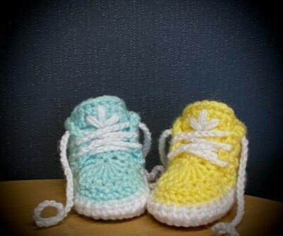 Crochet baby shoes Handmade crochet wool baby booties sneakers slippers