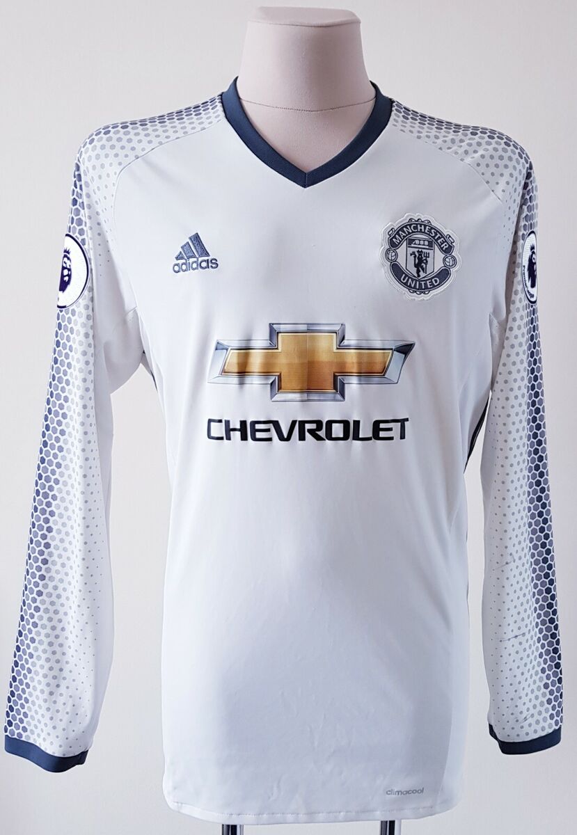 2017-2018 Man United Third Shirt (Mkhitaryan 22)