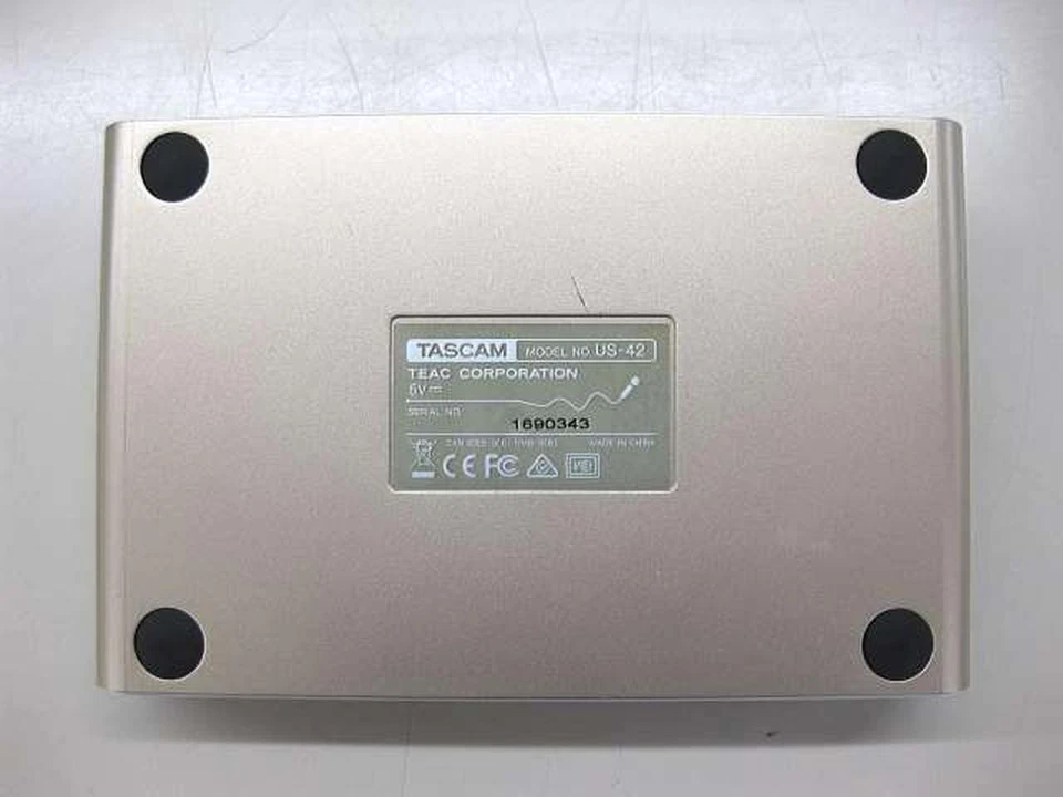 Tascam US-42 Audio Interface Good Condition from Japan - Image 2 of 4